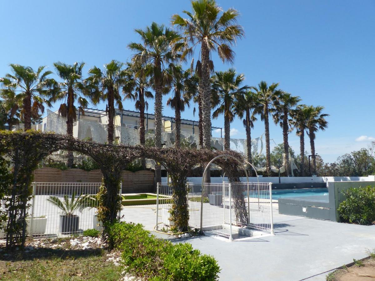 Le Jardin De Babylone "Reserve Aux Couples Uniquement" Agde Exteriör bild