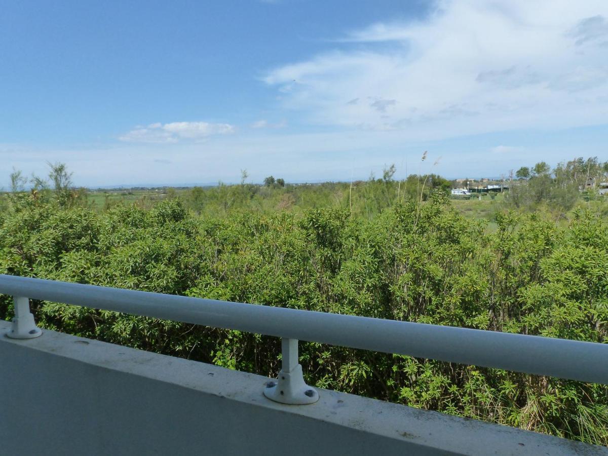 Le Jardin De Babylone "Reserve Aux Couples Uniquement" Agde Exteriör bild
