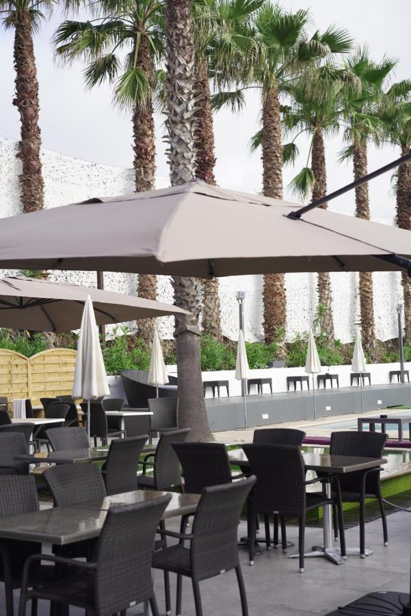 Le Jardin De Babylone "Reserve Aux Couples Uniquement" Agde Exteriör bild